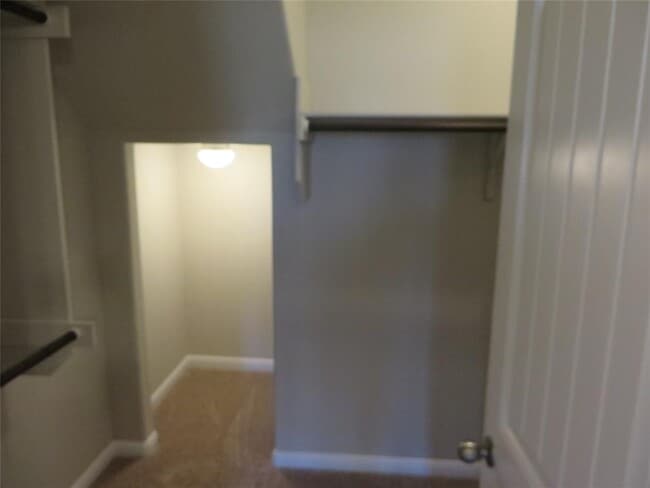 Building Photo - 13400 Briarwick Dr