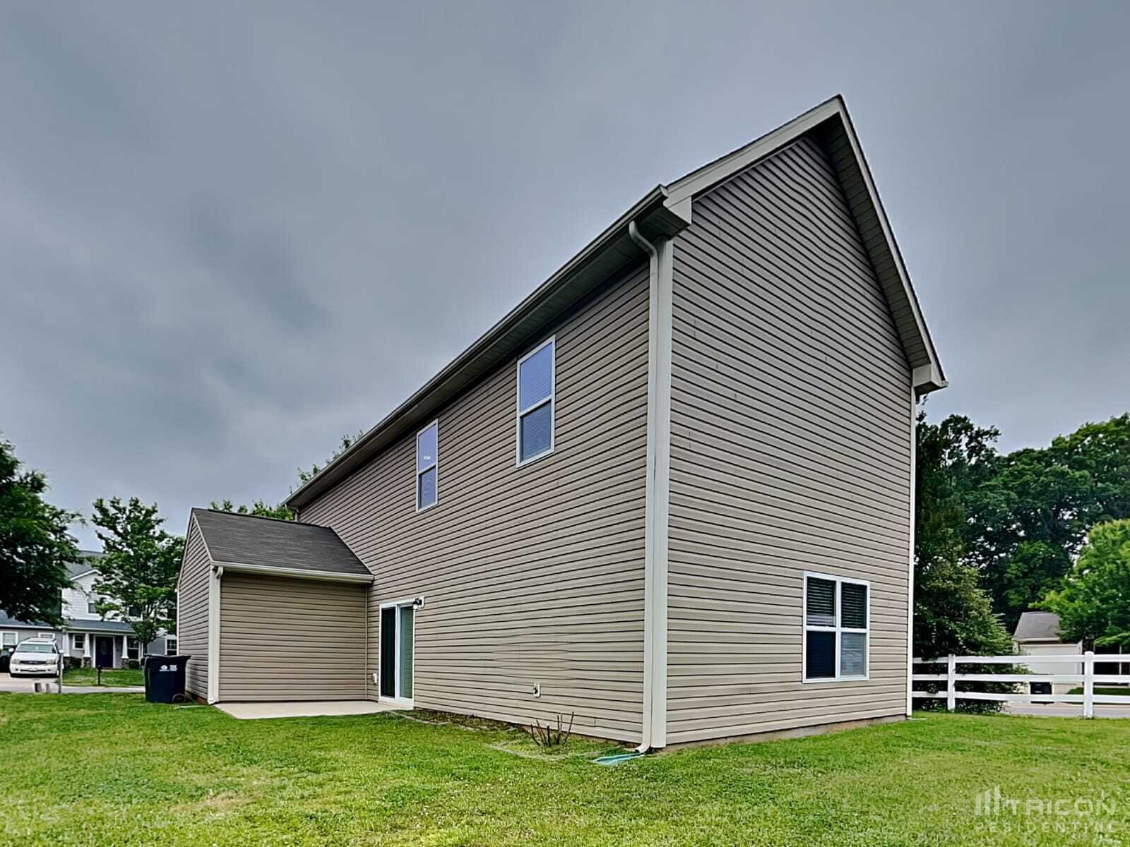 Building Photo - 930 Corvus Ct