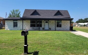 Building Photo - 309 W Morton Ave