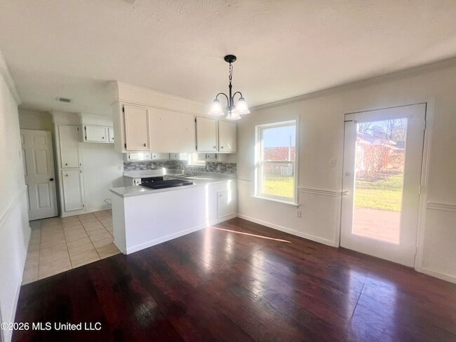 Building Photo - 405 Beaver Creek Dr