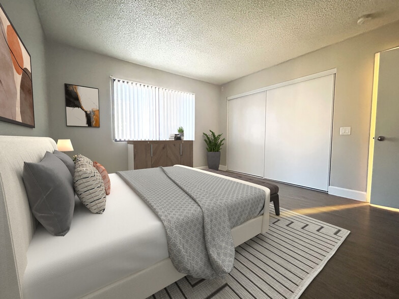 Building Photo - Summit Pointe Apartments