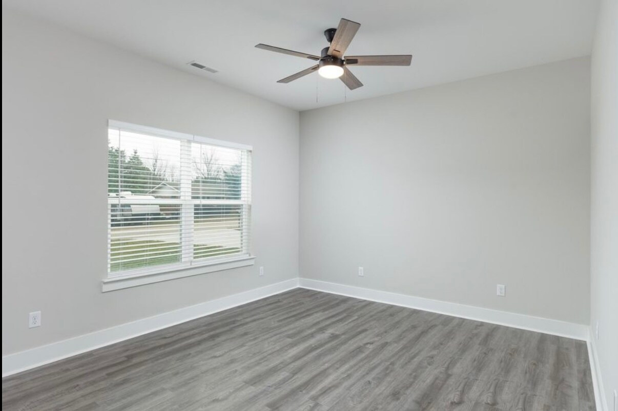 Building Photo - 4209 Willard Dr