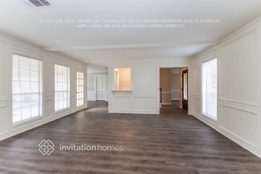 Building Photo - 3807 El James Dr