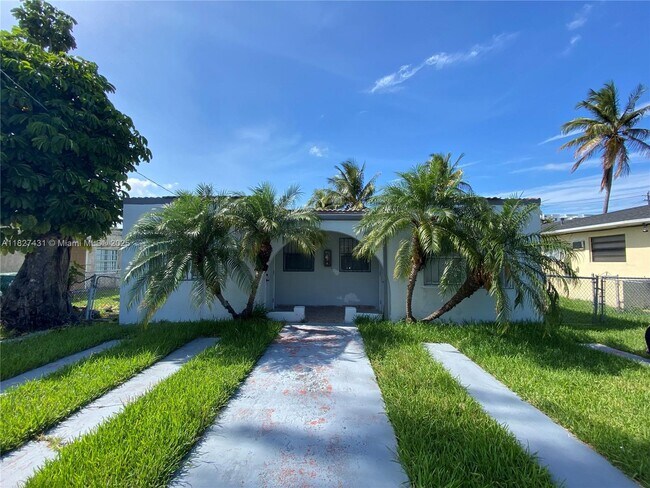 Primary Photo - 1361 NE 110th Terrace