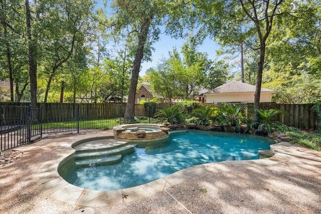 Primary Photo - 174 W Greywing Cir