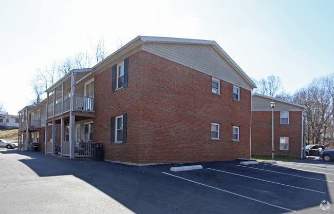 Building Photo - 1626-1652 Beech St