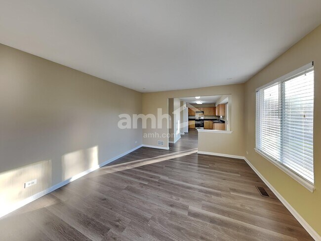 Building Photo - 2925 Shetland Ln