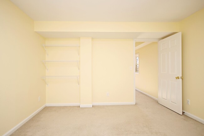 Building Photo - Pet-Friendly N.Albemarle Home on Over 2.5 ...