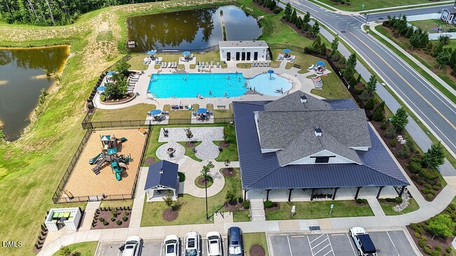 Building Photo - 3233 Retama Run