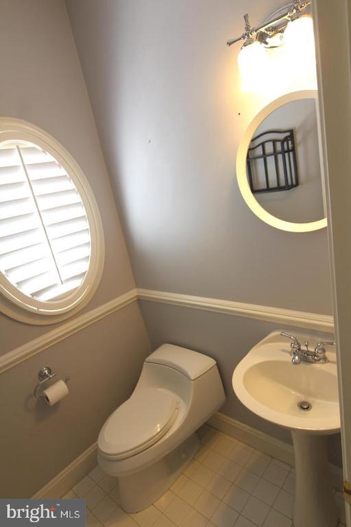 Building Photo - 10502 James Wren Way