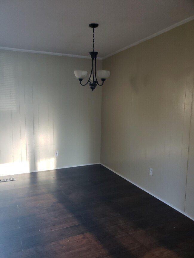 Building Photo - 5408 Silver Pine Ct