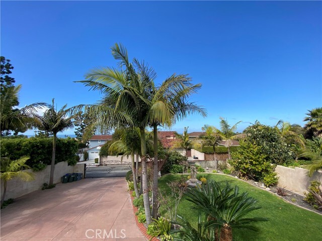 Building Photo - 2725 Palos Verdes Dr W