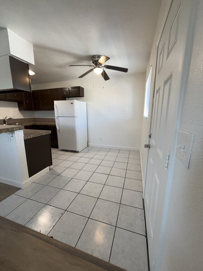 Building Photo - 1521 Cobb Ln