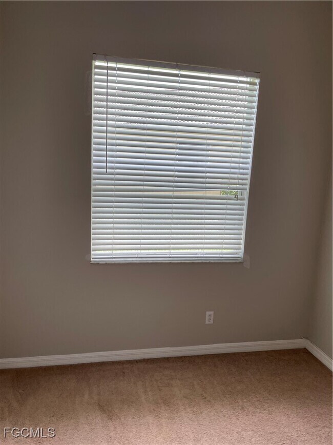 Building Photo - 2533 Deerfield Lake Ct