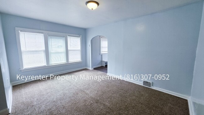 Building Photo - 3 Bed 1 Bath ready to rent!