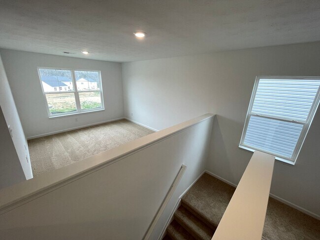 Building Photo - New Home East Jefferson For Rent