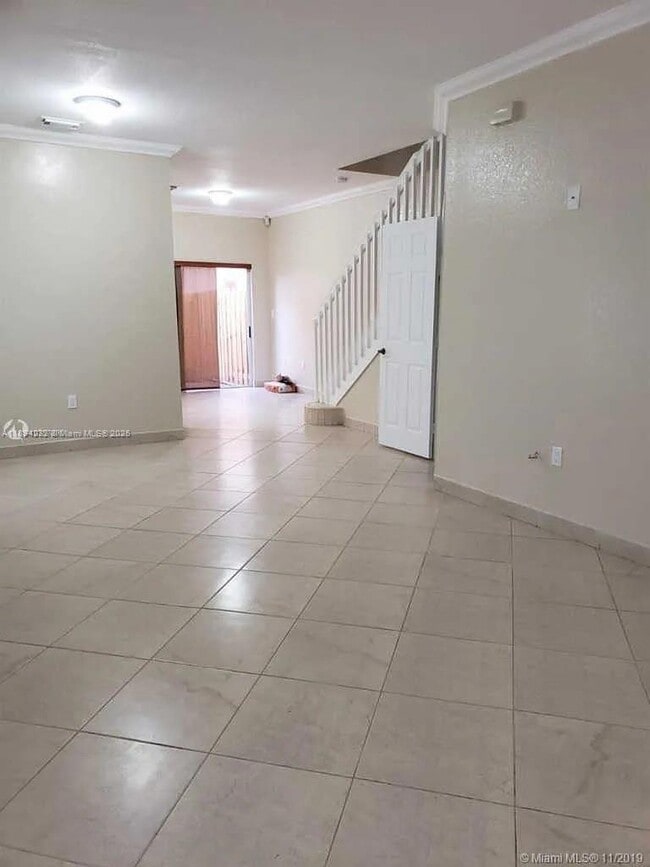 Building Photo - 8362 NW 107 Ct
