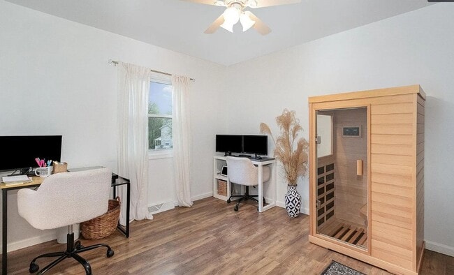 Building Photo - 2 Bedroom Townhome in Mechanicsburg