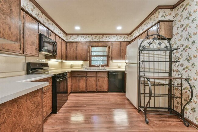 Building Photo - 935 Powderbag Creek Rd