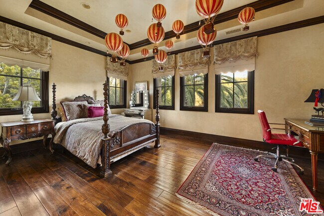 Building Photo - 28 Deep Sea