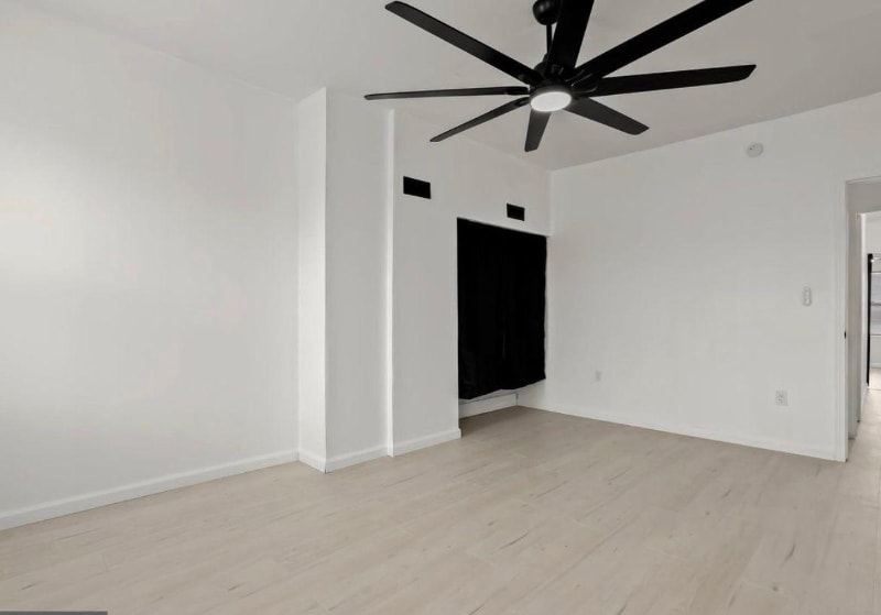 Building Photo - 2002 E Preston St