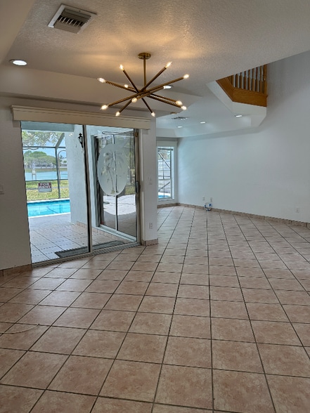 Building Photo - 14481-Sw146 SW 146th Pl