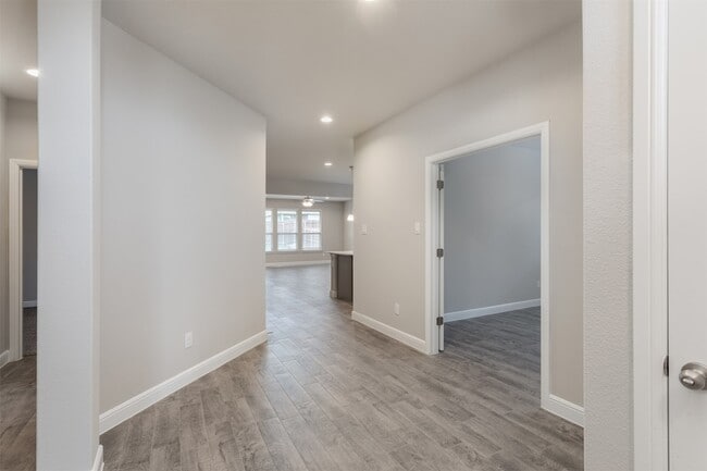 Building Photo - 14621 Bootes Dr