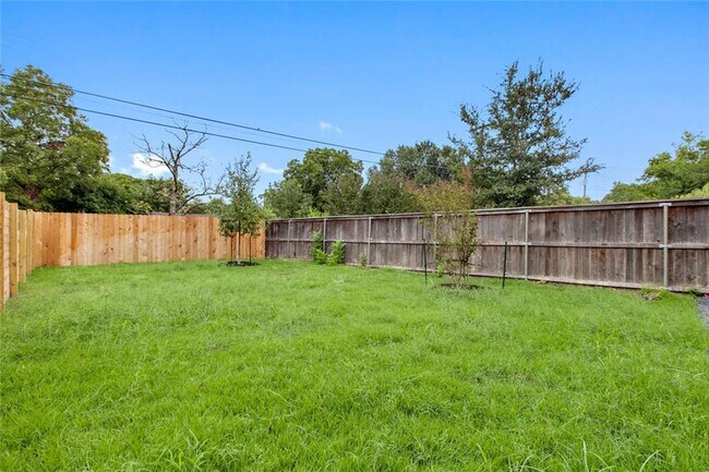 Building Photo - 7512 Delafield Ln