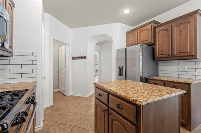 Building Photo - 5107 Walsh Dr