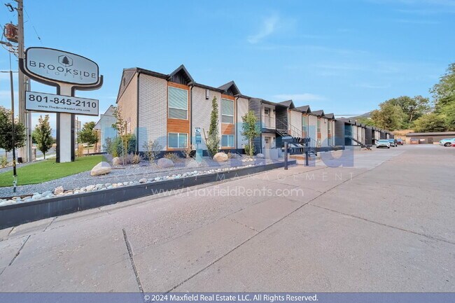 Building Photo - North Salt Lake 2 BD 1 BA - $500.00 Security Deposit OAC -Brookside Lofts Unit 18