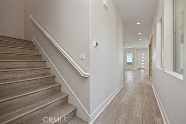 Building Photo - 9355 Astor