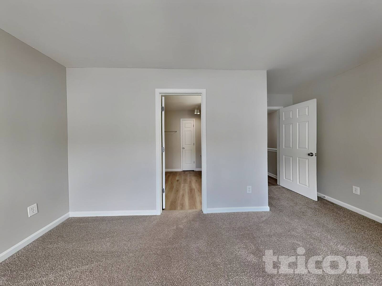 Building Photo - 4864 Sierra Way