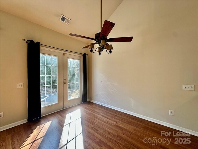 Building Photo - 14119 Eldon Dr