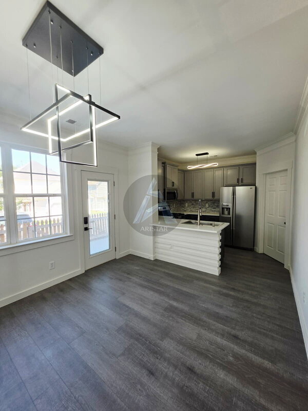 Building Photo - 4709 Liberty Square Dr