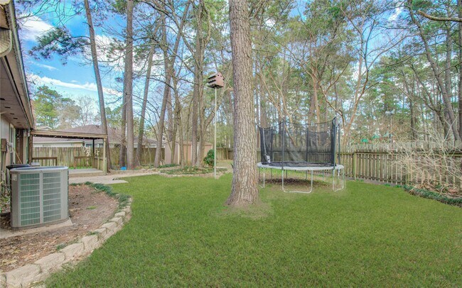 Building Photo - 5010 Village Springs Dr