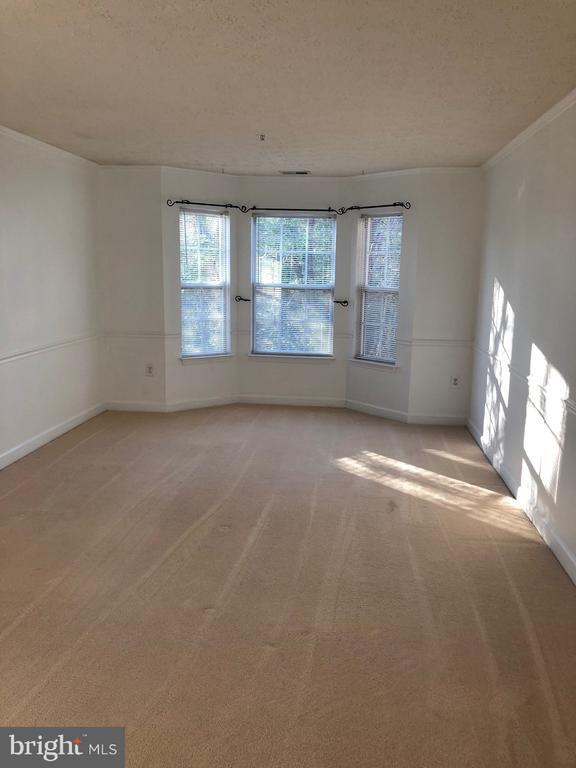Building Photo - 609 Admiral Dr