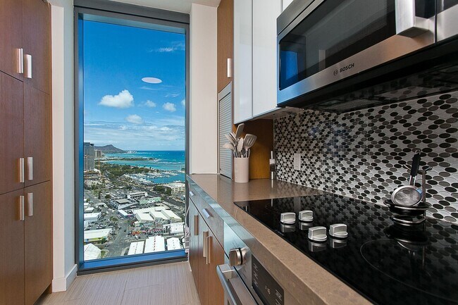Building Photo - Modern luxury two bedroom condo with stunn...