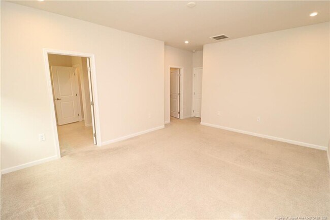 Building Photo - 1242 Channing Park Cir