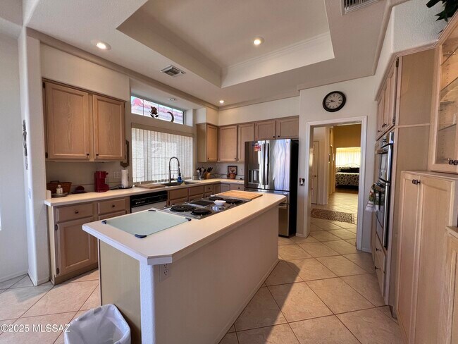 Building Photo - 1851 E Lone Rider Way