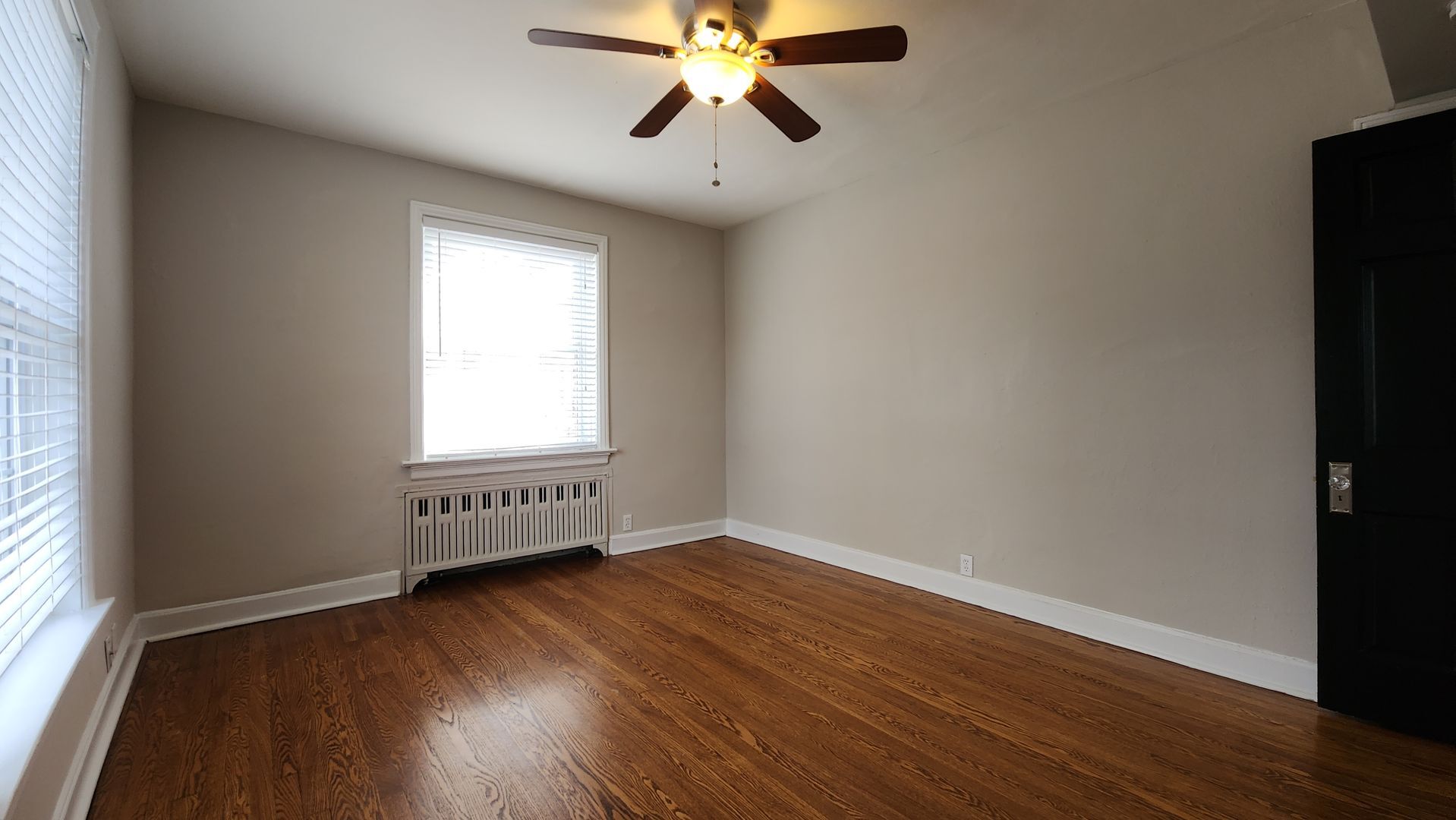 Building Photo - 7754 Kingsbury Blvd