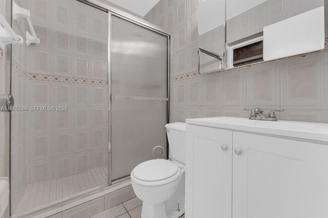 Building Photo - 5831 Taylor St