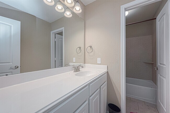 Building Photo - 7530 Newbury Trail