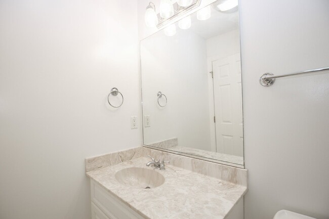 Building Photo - "Modern 3-Bedroom Home with 3 Full Bathrooms and Spacious Living Areas in Vass, NC!"