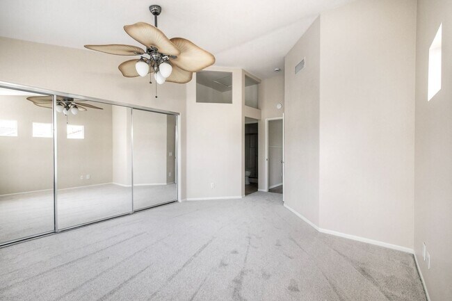 Building Photo - 3Bed/2.5Bath in Alacima Community~ Los Alamos