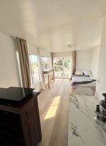 Building Photo - 3312 Avenida de Portugal