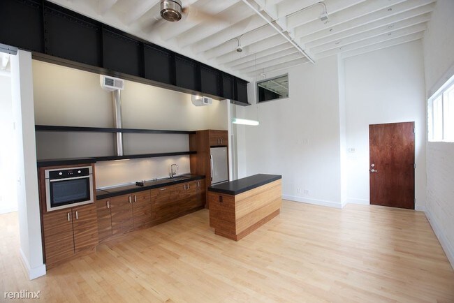 Building Photo - 408 N 3rd St