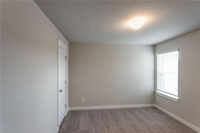Building Photo - 17303 Leafroller Dr