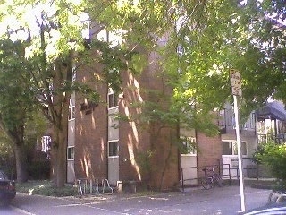 Primary Photo - Twin Maple Apartments