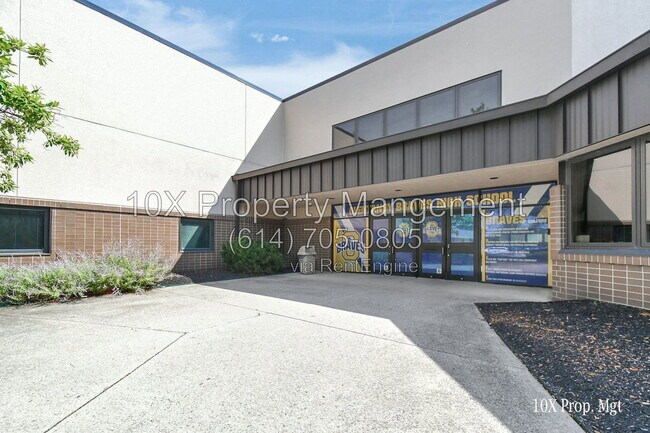 Building Photo - 388 Shanahan Rd