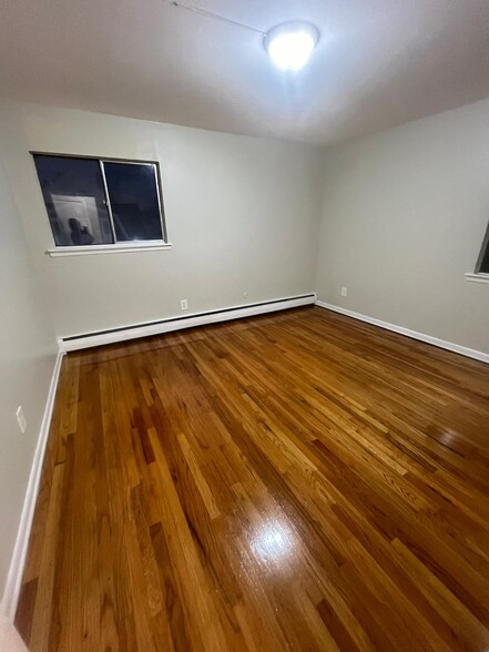 93 Mt Vernon 8 - 94 Mount Vernon Ave